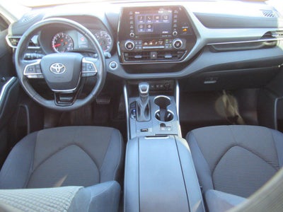 2021 Toyota Highlander LE