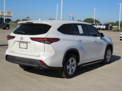 2021 Toyota Highlander LE