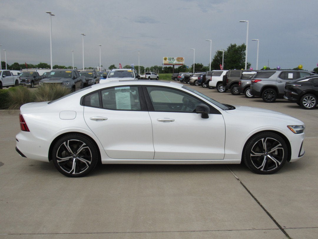 2024 Volvo S60 UltimatE