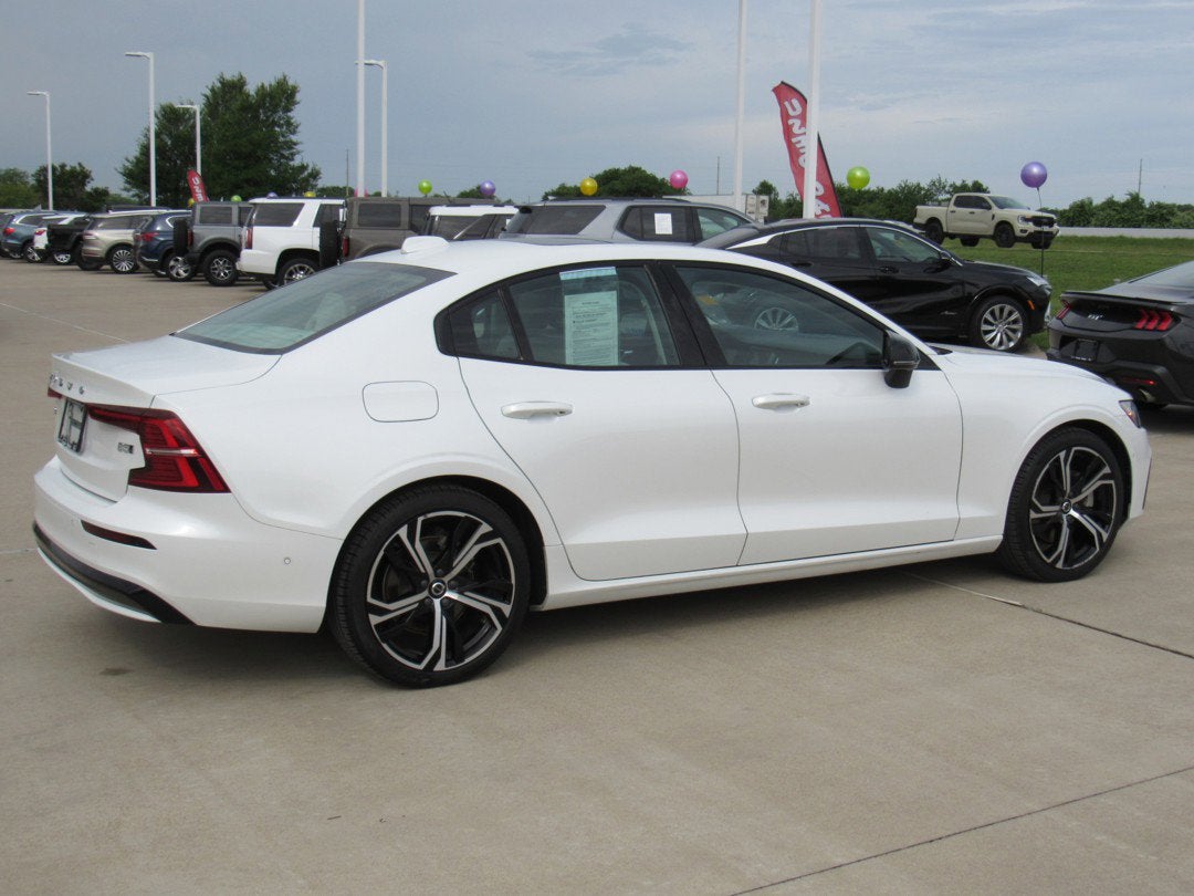 2024 Volvo S60 UltimatE
