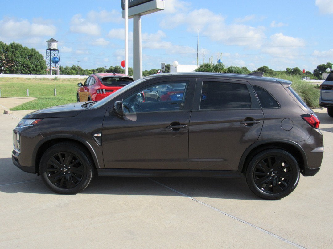 2021 Mitsubishi Outlander Sport LE