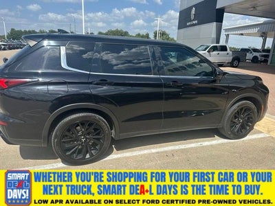 2022 Mitsubishi Outlander Black Edition