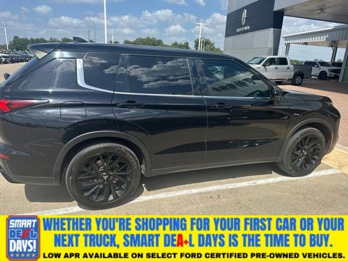 2022 Mitsubishi Outlander Black Edition