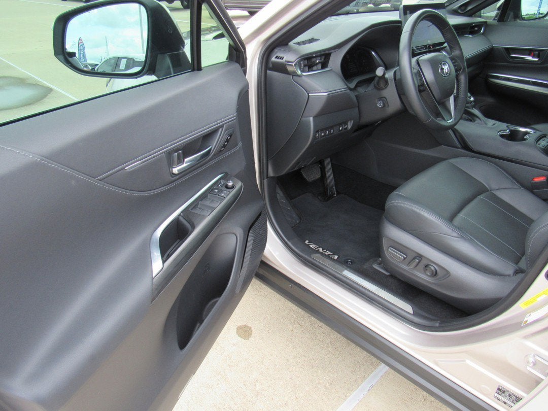 2024 Toyota Venza Limited