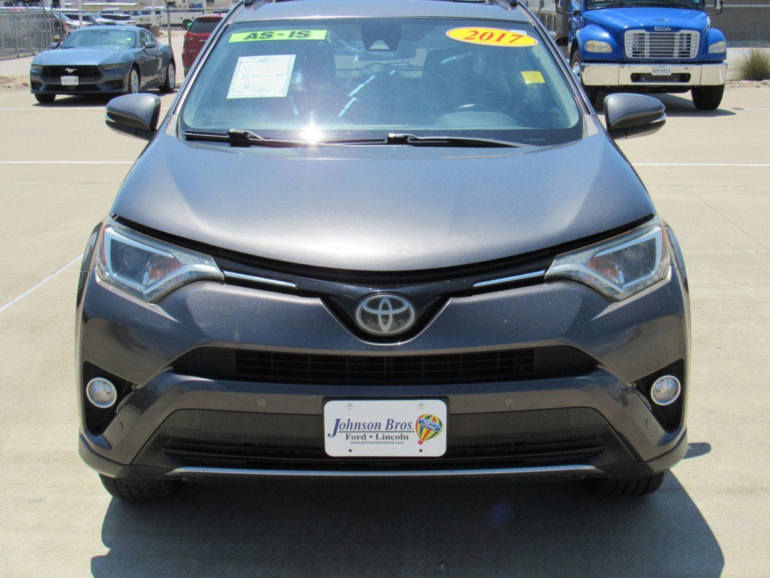 2017 Toyota RAV4 XLE