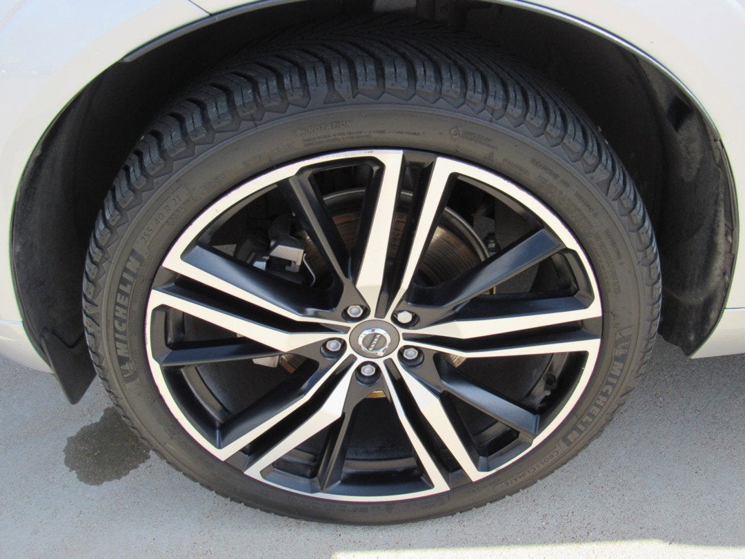 2020 Volvo XC60 R-Design