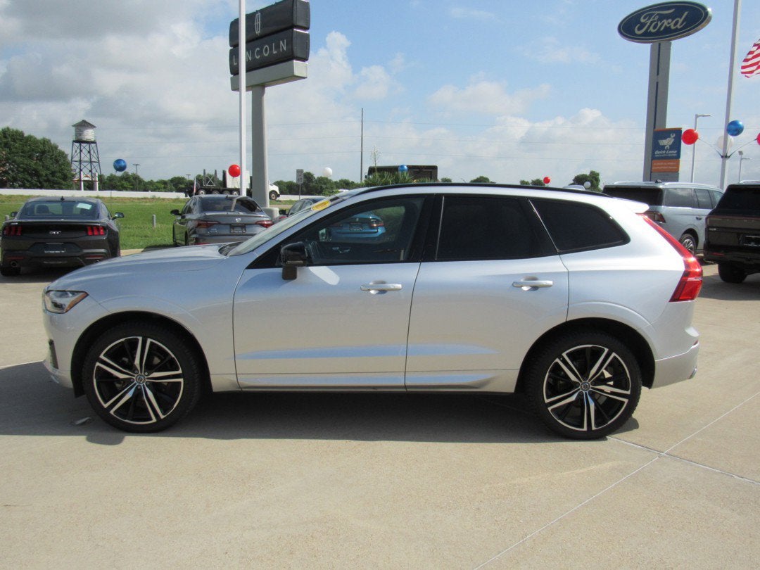 2020 Volvo XC60 R-Design