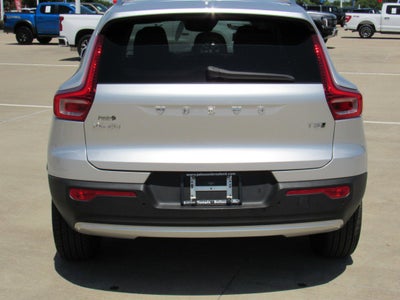 2019 Volvo XC40 Momentum