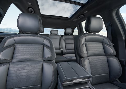 The spacious second row and available panoramic Vista Roof® is shown. | Johnson Brothers Lincoln in Temple TX