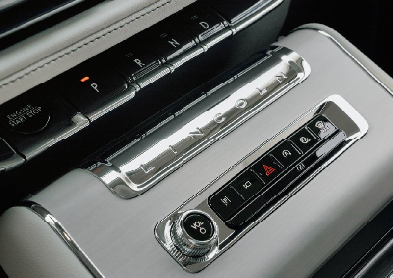The piano key gear selector of a 2027 Lincoln Aviator® Back Label™ SUV. | Johnson Brothers Lincoln in Temple TX